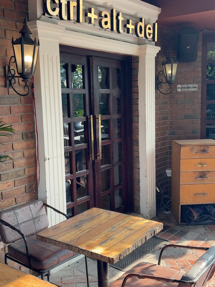 Google CTRL + Alt + Del Cafe