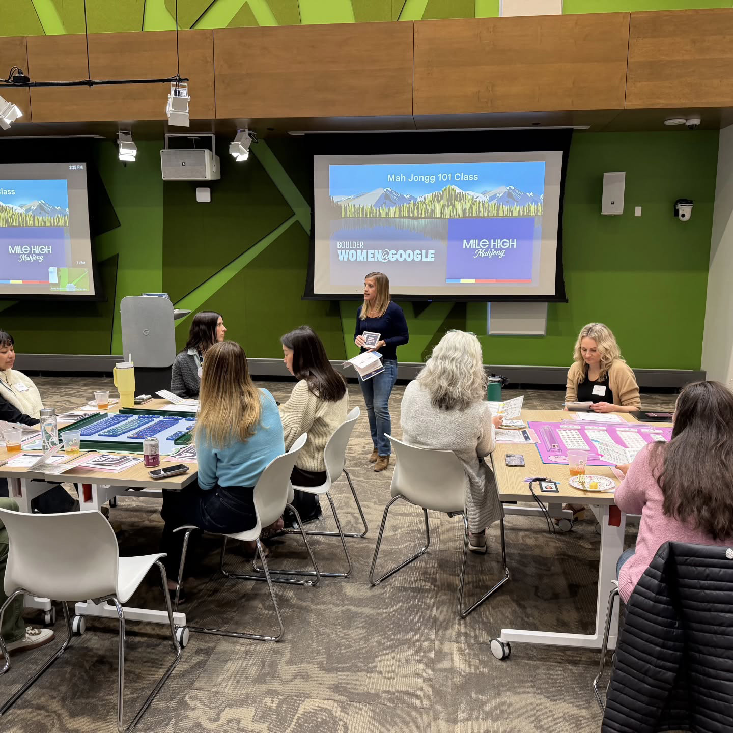 Googlers Playing Mahjong