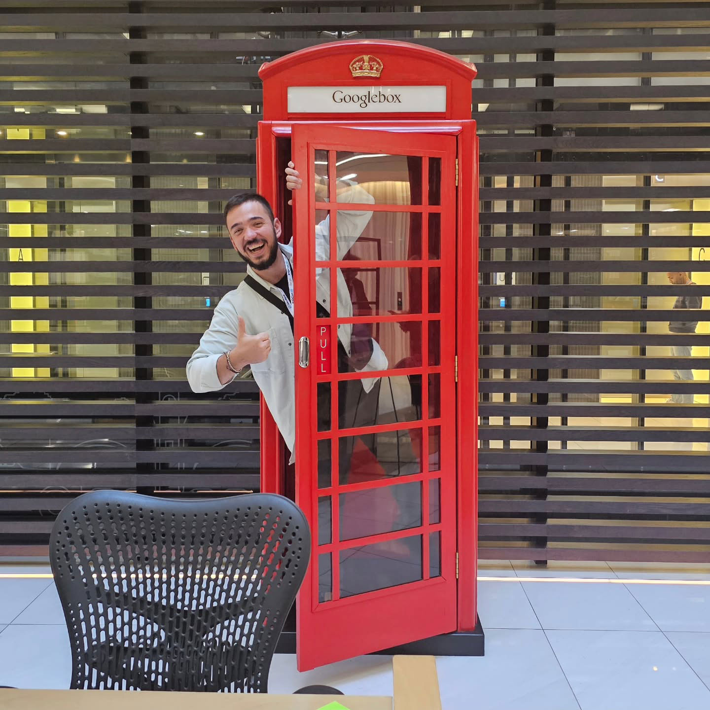 GoogleBox - The Google Telephone Booth