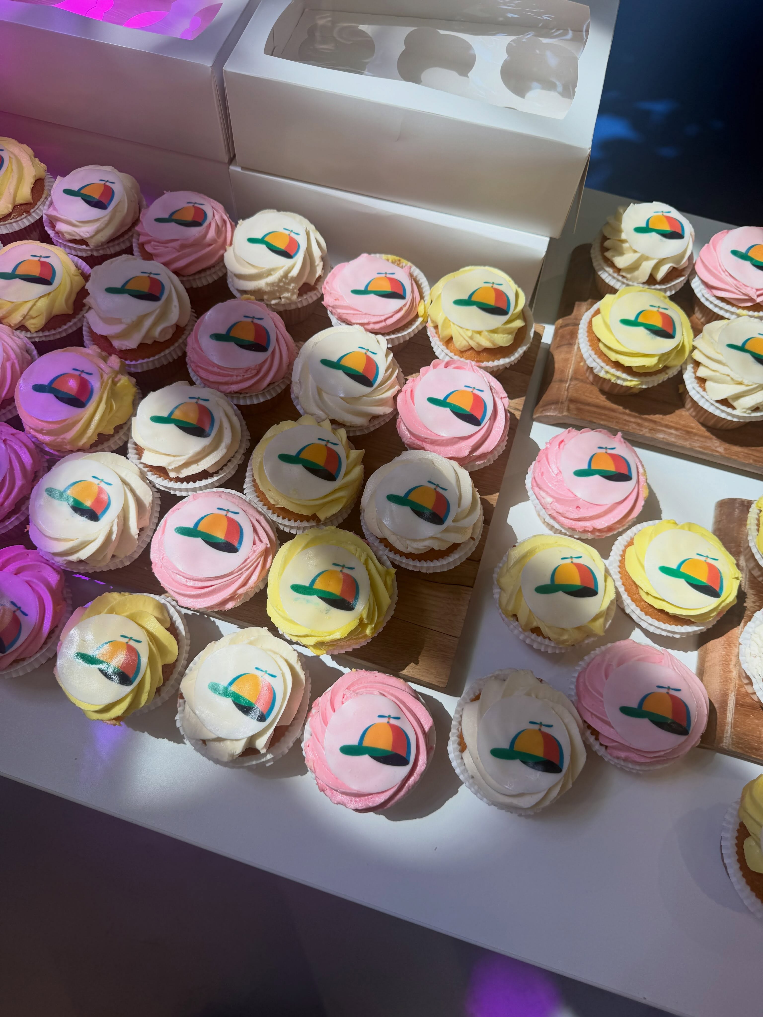 Noogler Cup Cakes