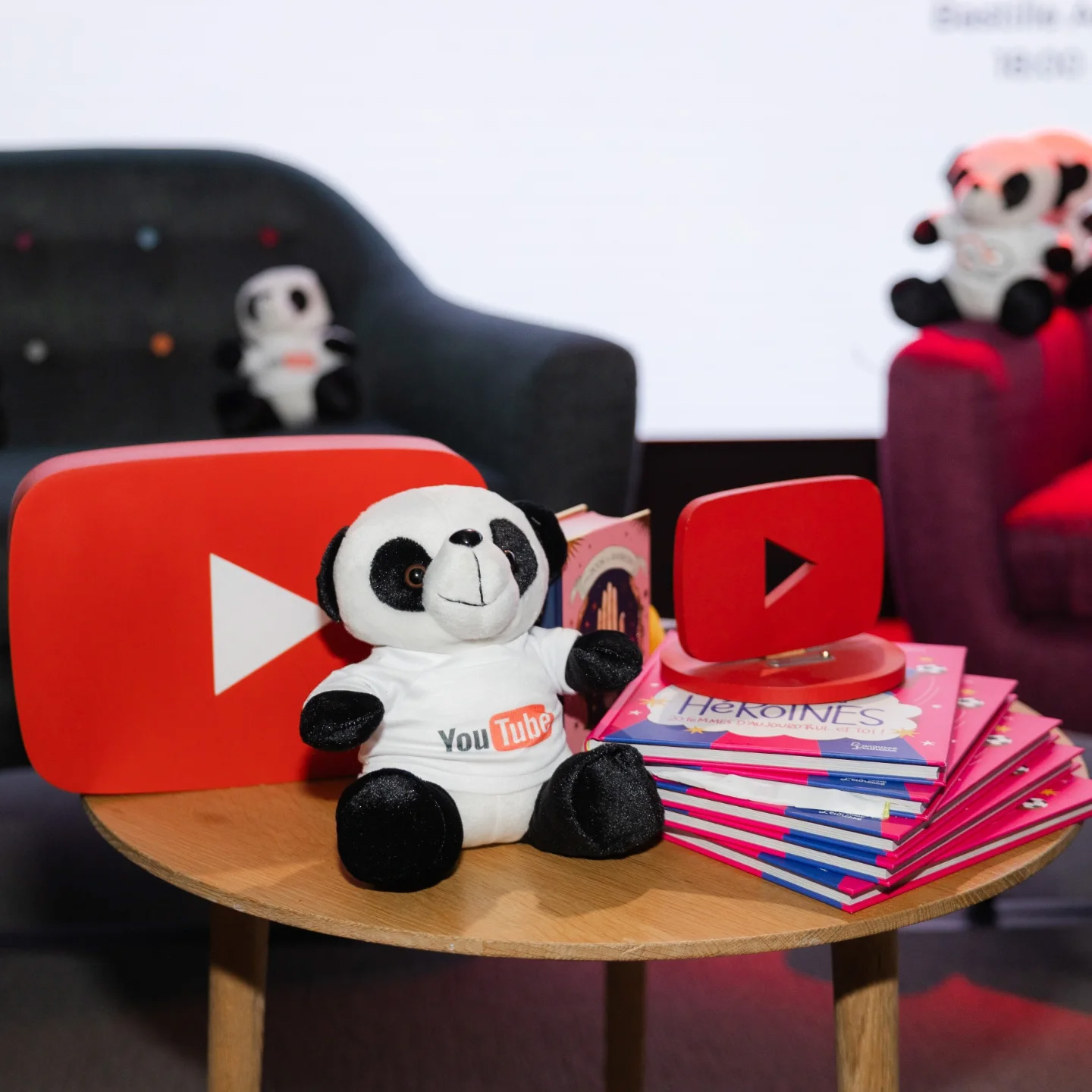 YouTube Panda Bear At Google France